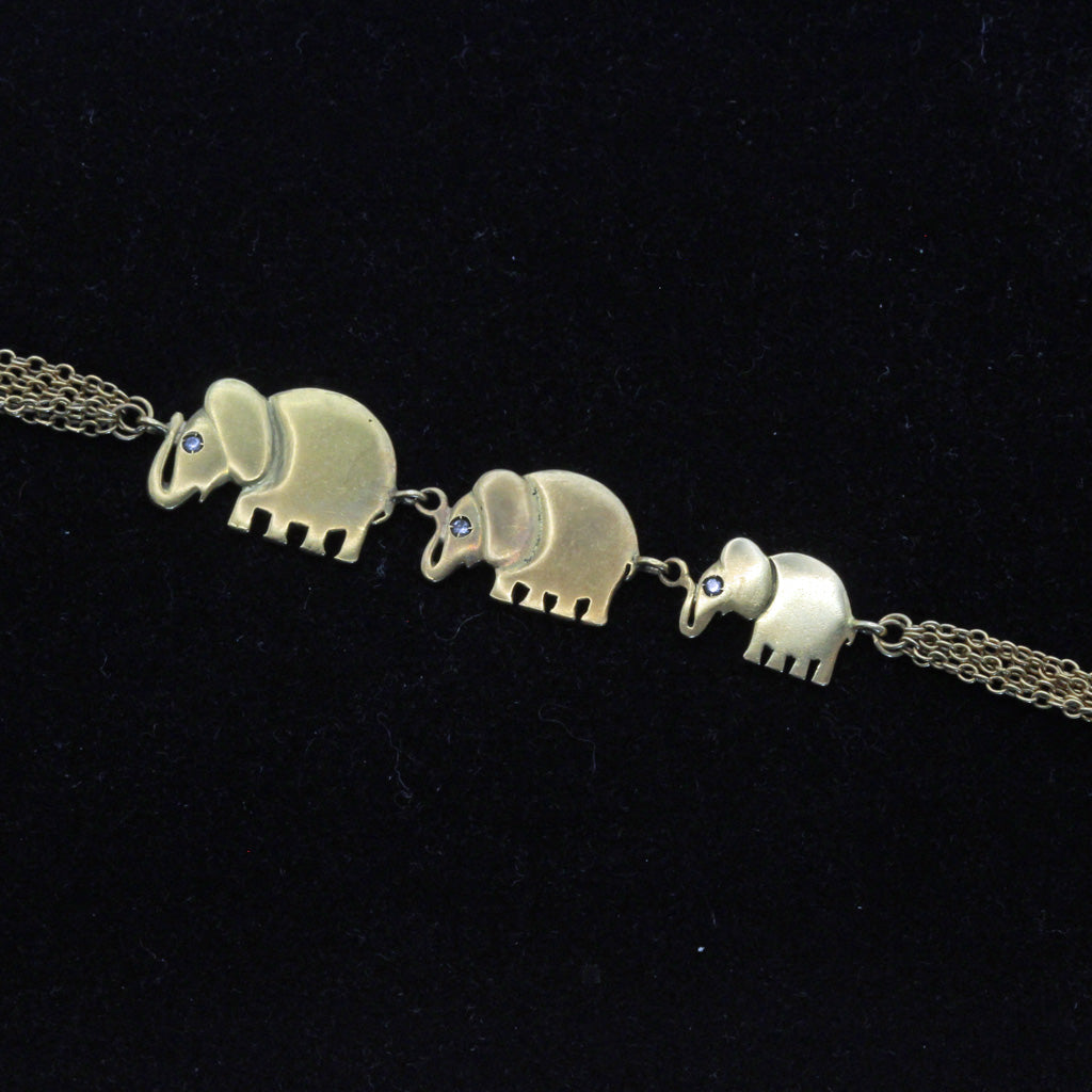 Vintage bracelet 18k gold elephants lucky elephant family Signed Gobbi (7426)