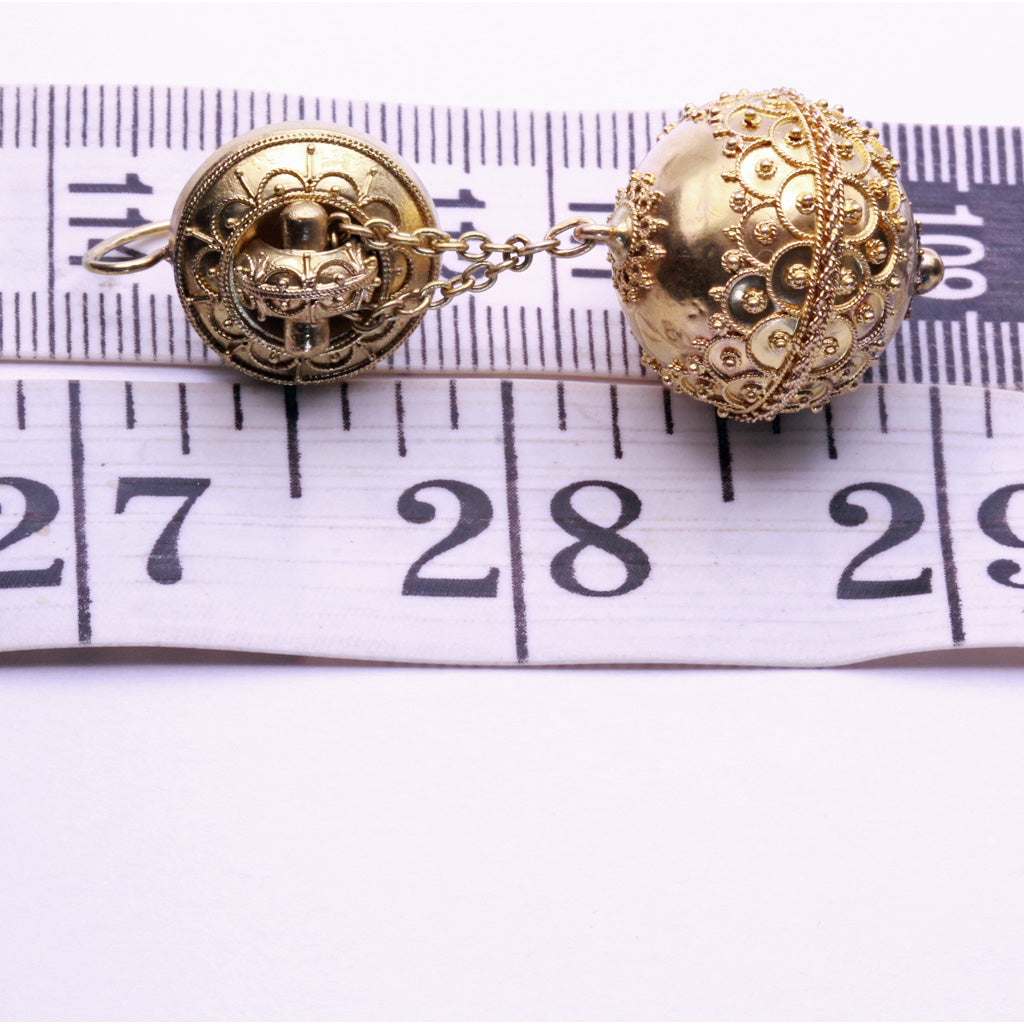 Antique Victorian Etruscan Revival Earrings swinging Ear pendants gold (7369)