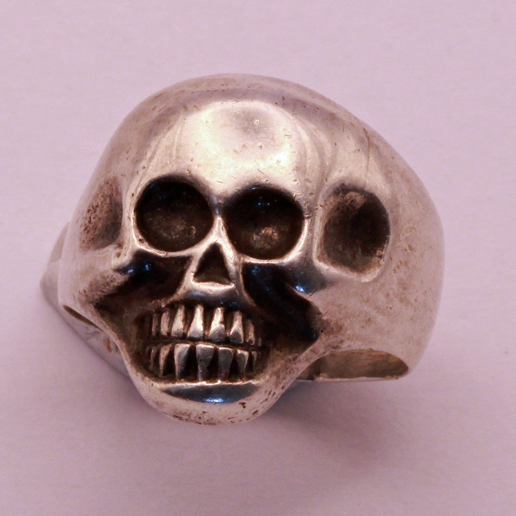 Vintage sterling silver skull ring Man's American Bell Goth Biker jewelry (7343)