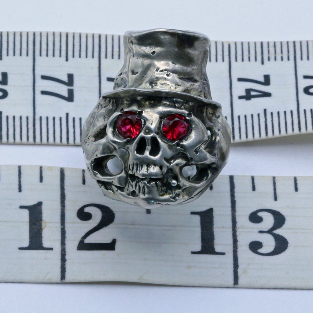 Silver skull ring biker jewelry Goth Death Head Top Hat red eyes (7345)