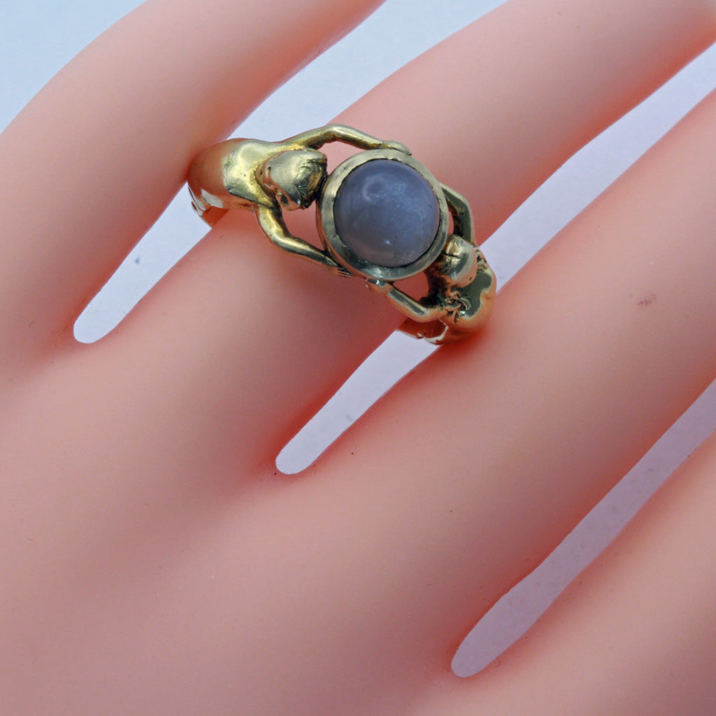 Antique Art Nouveau ring 18k gold moonstone male female figures French (7404)