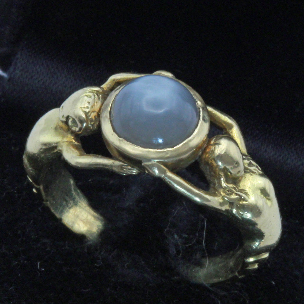 Antique Art Nouveau ring 18k gold moonstone male female figures French (7404)