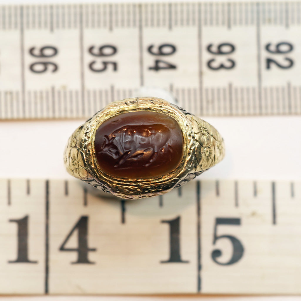 Antique Victorian ring gold silver w ancient carved intaglio bull (7474)