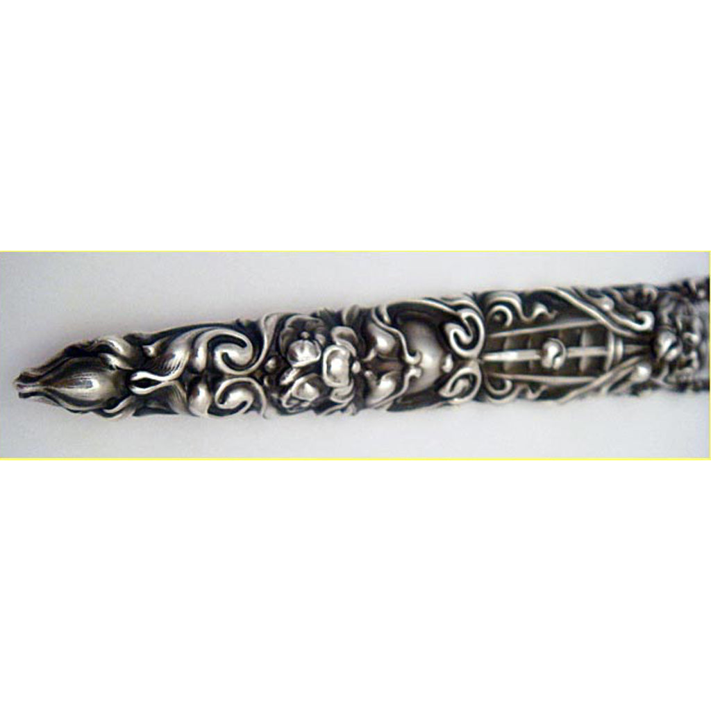 Unger Bros Sterling Silver Etui Bodkin Case Antique Nouveau figural sewing (5092)