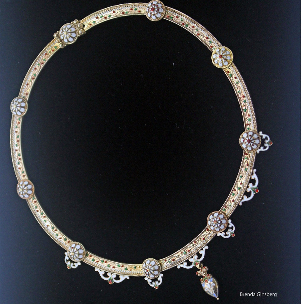 Antique Victorian Necklace Gold Enamel Renaissance Revival Heart Pendant (6248)