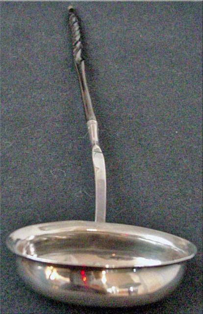 Georgian Sterling Silver Whalebone Wine Ladle J SNATT 1798 (939)