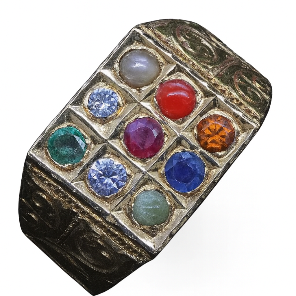 Antique Navaratna Ring 20k Gold Gems Diamond Amulet Unisex India (6823)