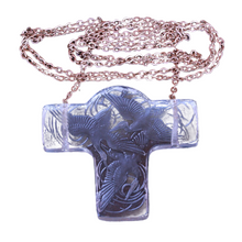 R. Lalique Antique Glass Pendant Storks Cignognes 1919 Gold Chain Unisex (7123)