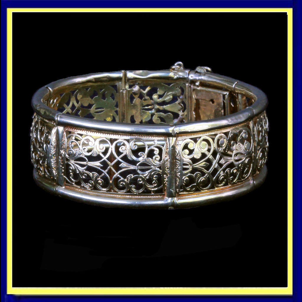 Antique Victorian cuff bracelet bangle gold LAROCHE Paris