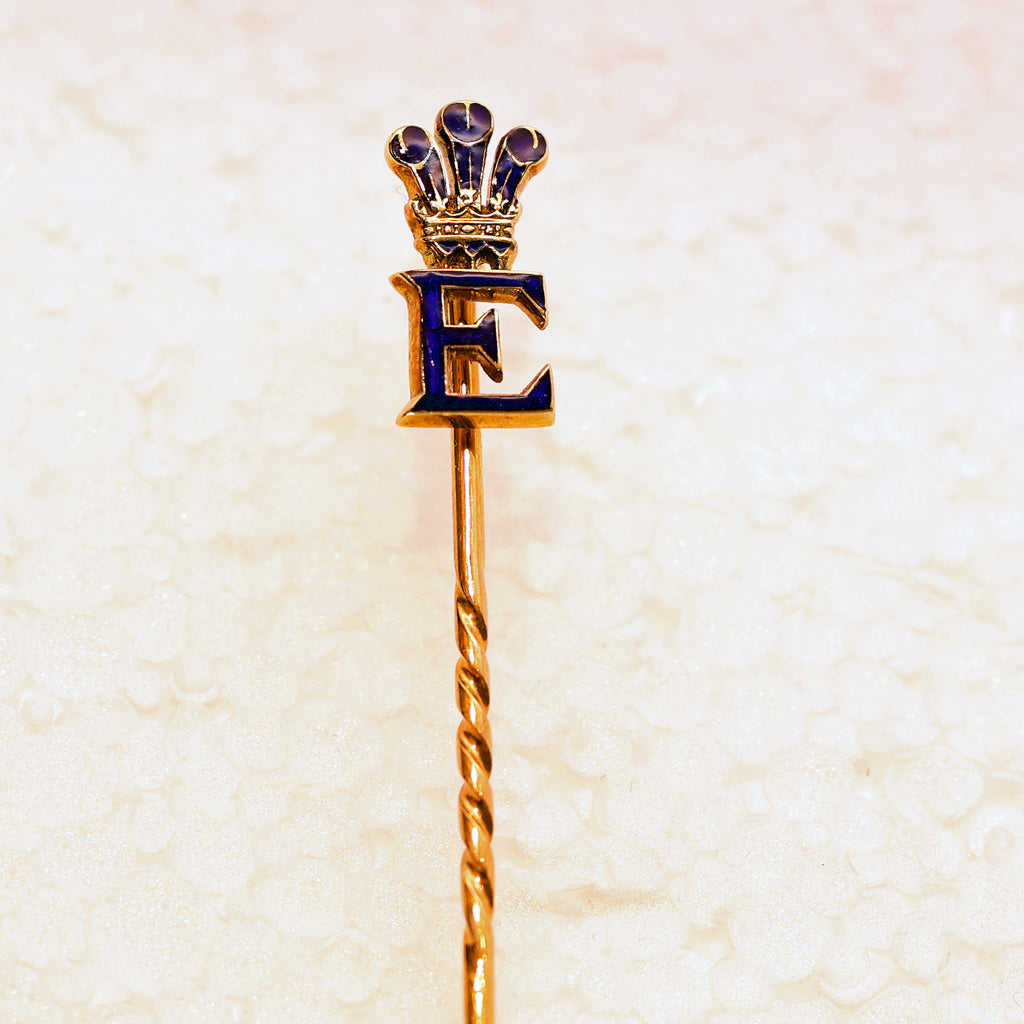 Antique King Edward Royal Pin 15ct Gold Enamel Prince of Wales Feathers