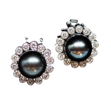 Vintage Earrings Tahitian Pearl Diamond 18k Gold Ear Clips w Appraisal (5905)