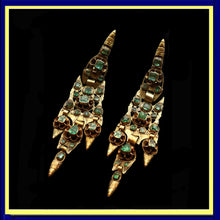 Antique Georgian Iberian pendeloque earrings gold emeralds c1780 Spain (7460)