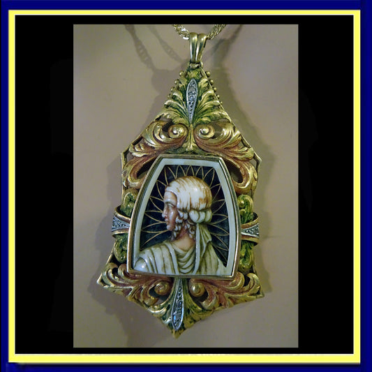 Fuset y Grau Art Nouveau pendant gold enamel cameo diamonds