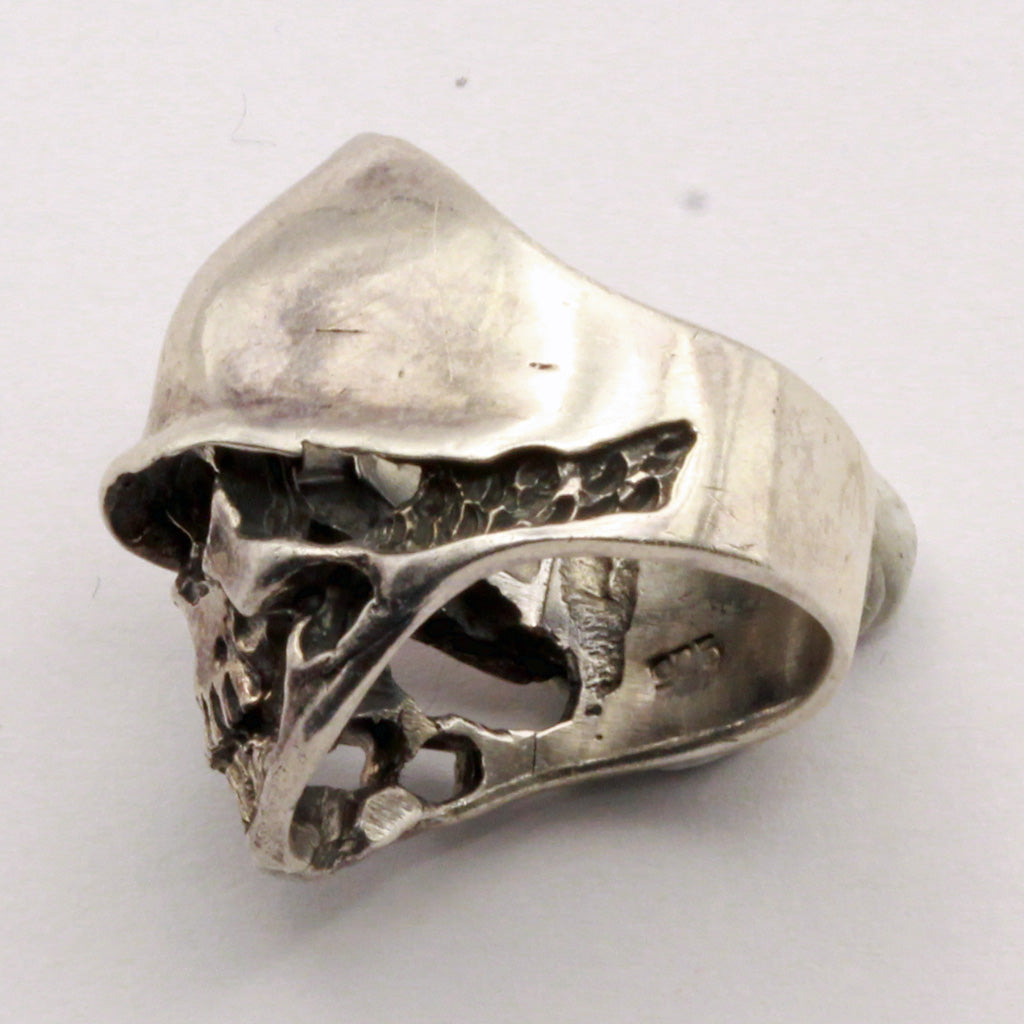 Skull ring sterling silver Man's Biker Hell's Angels Goth jewelry helmet (7342)