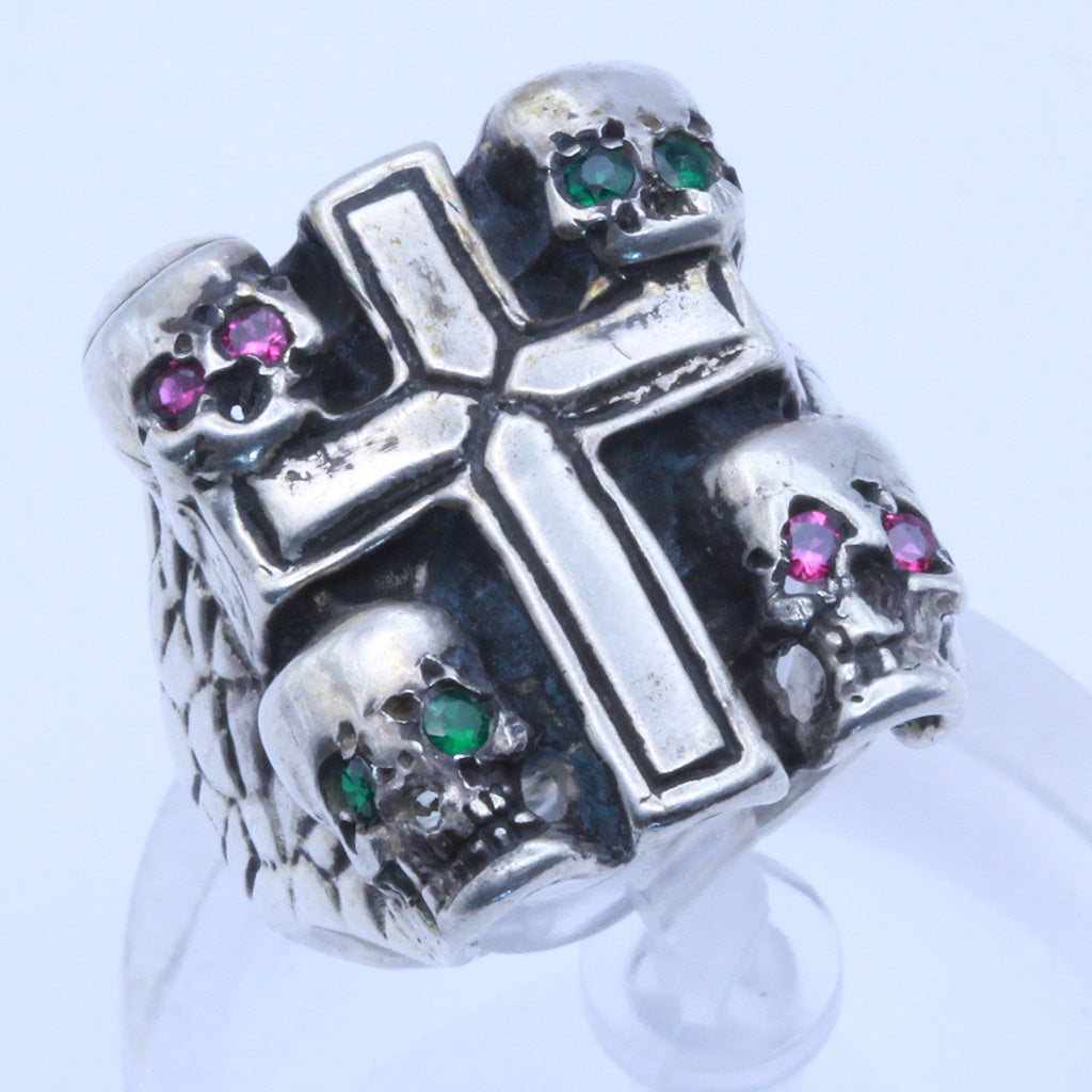 Sterling Silver Biker ring cross 4 skulls green and red gem eyes vintage (7344)