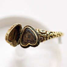 Antique Georgian gold turquoise heart secret poison ring locket memorial (7539)