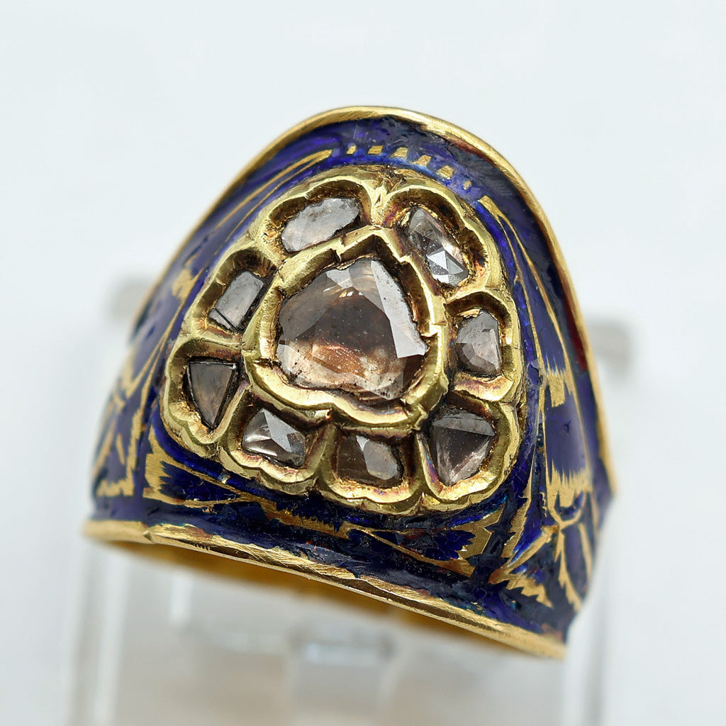 Antique Archer's Ring 22k gold enamel diamonds Indian symbolic status (7607)