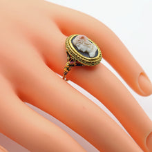 Antique Renaissance Revival / Renaissance hardstone cameo ring gold enamel (7632)