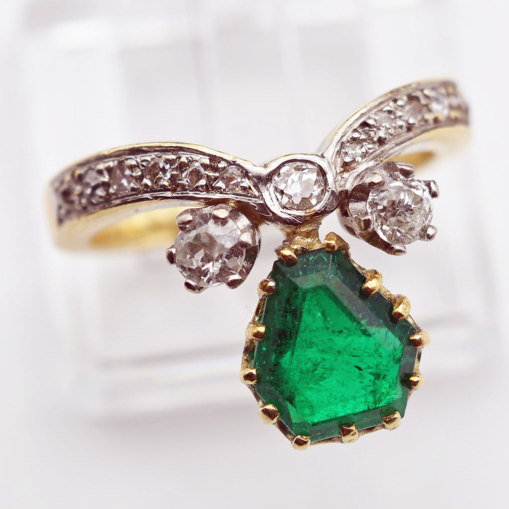 Antique emerald diamonds ring 18k gold French Duchesse ring GIA cert