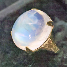 Antique 11.45ct moonstone ring Gold blue flashing Arts & Crafts Art - Deco 