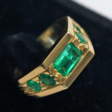 Vintage Man's Ring 18k Gold Colombian Emeralds GIA Certificate
