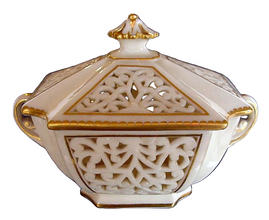 Antique Worcester Grainger Potpourri George Owen style (2435)