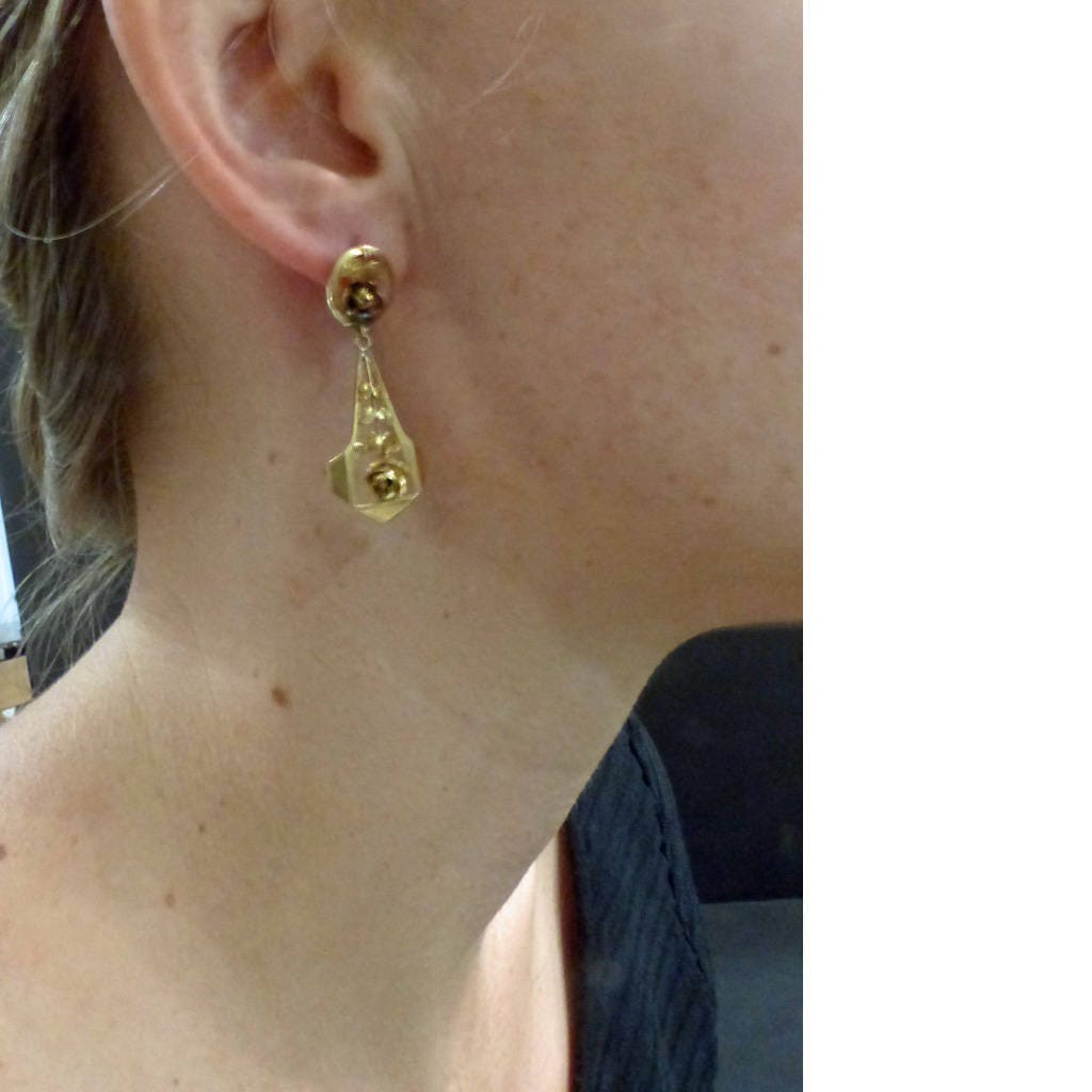 Antique Vintage Art Deco Earrings Ear Pendants French 18k Gold Roses (6226)