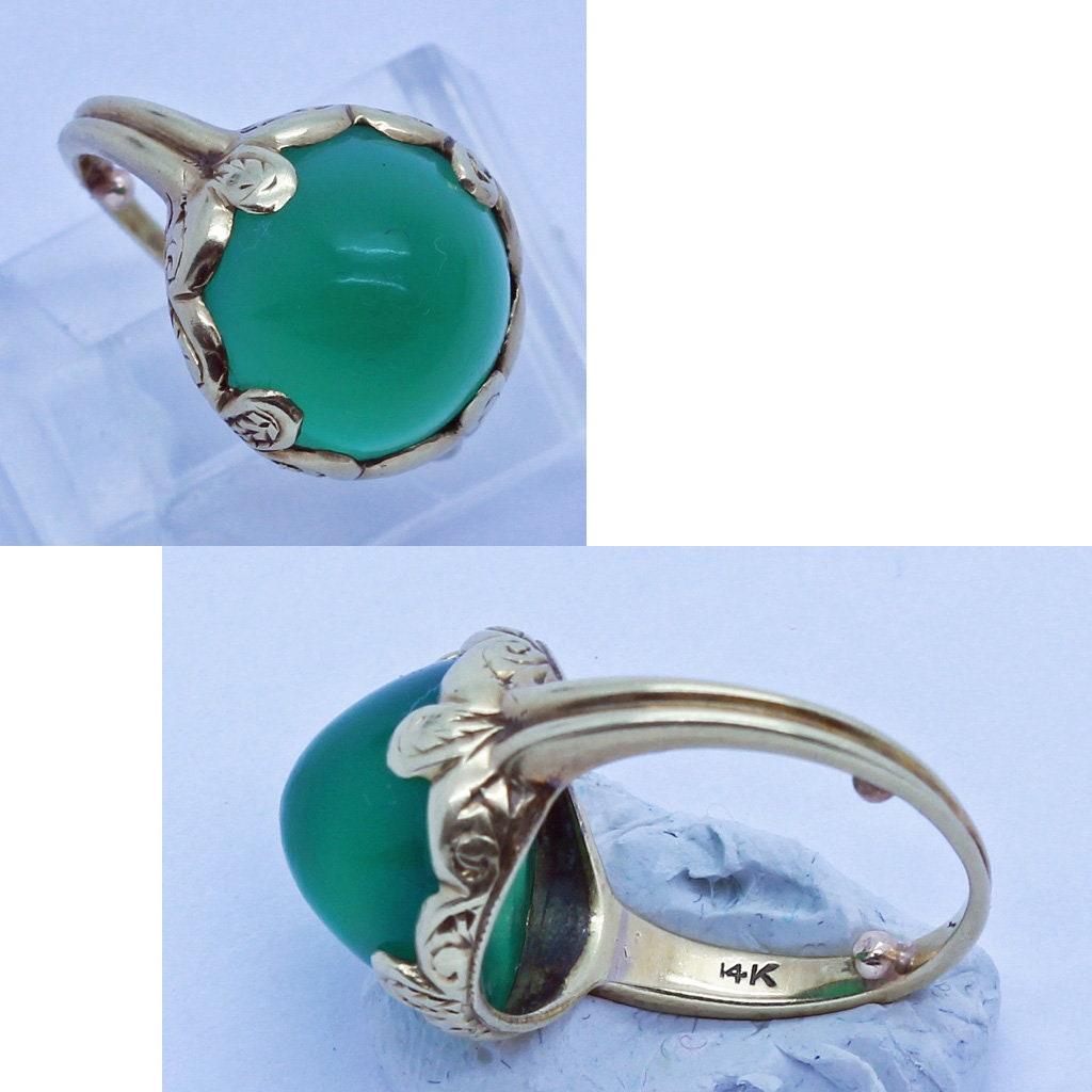 Antique Ring 14k Gold Sugarloaf Green Chalcedony Pinky Ring Emerald Green (6610)
