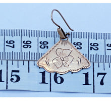 Antique Earrings Engraved 14k Gold Fans Japanese Dangle Ear Pendants (6624)