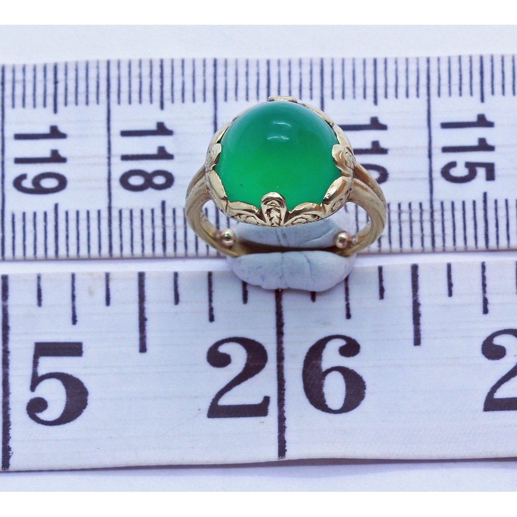 Antique Ring 14k Gold Sugarloaf Green Chalcedony Pinky Ring Emerald Green (6610)