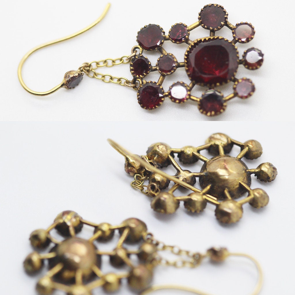Antique Earrings Queen Anne 15k Gold Garnets Ear Pendants pre Georgian(5967)