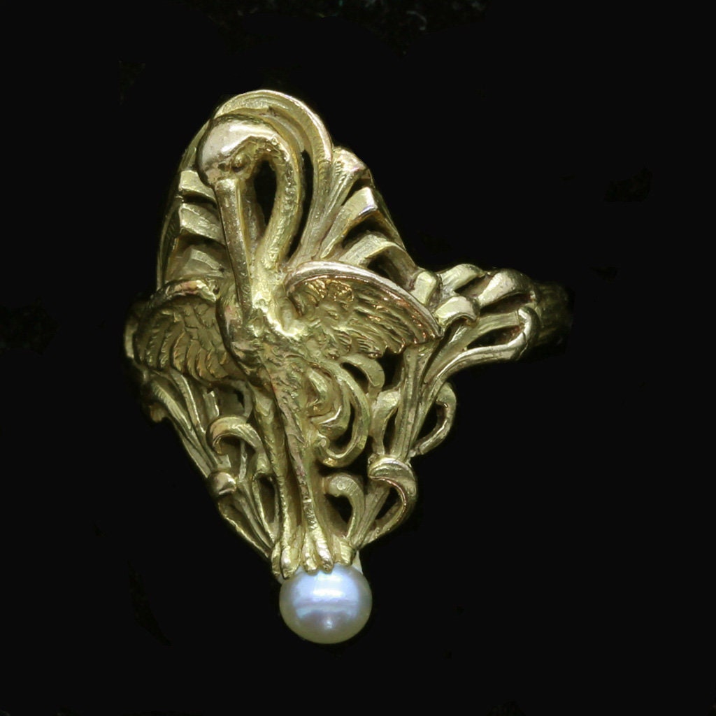 Antique Art Nouveau Ring Bird Standing on Pearl 18k Gold French c1900 (6680)