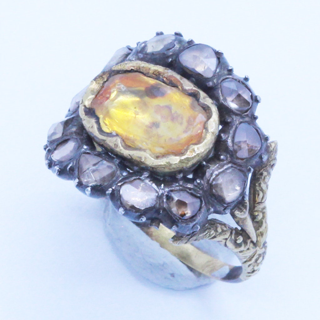 Antique Man's Ring yellow Sapphire Diamond Gold Unisex Appraisal India (6808