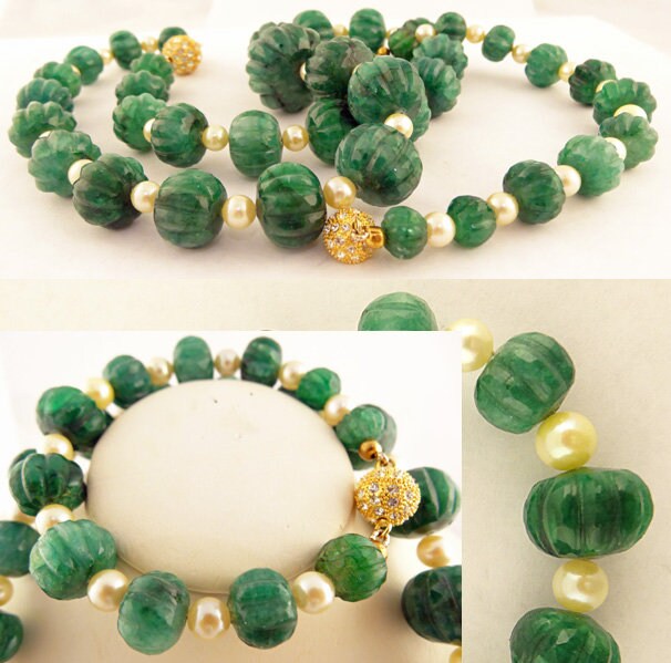 Estate Carved Emeralds and Pearls Necklace Bracelet Set (5677)