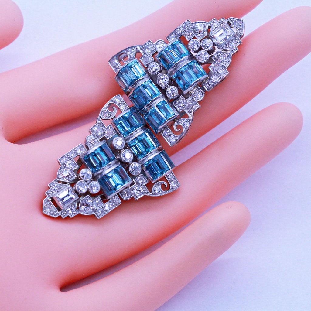 Art Deco Pair Dress Clips Brooch Convertible Plat 18k Gold Diamonds Zircons(6939)