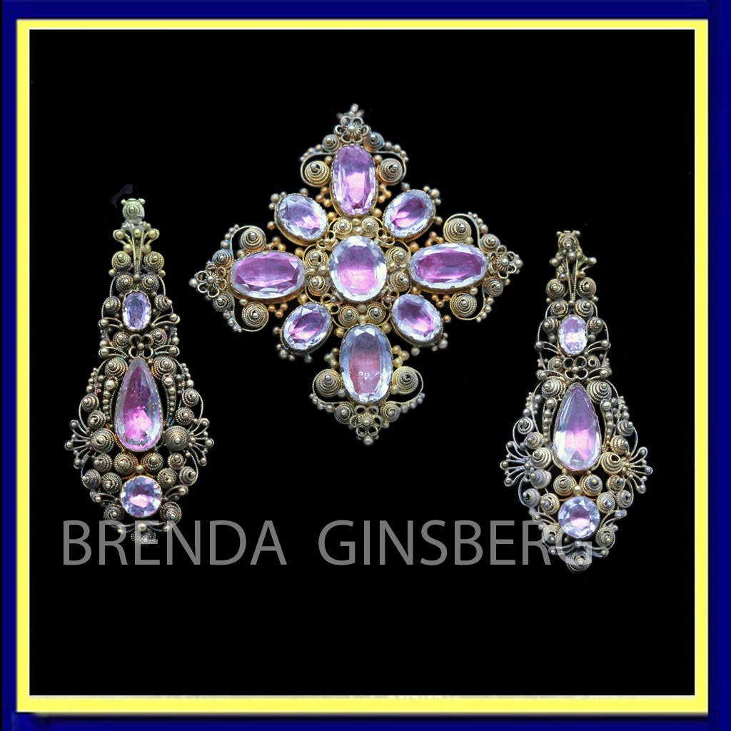 Antique Georgian Earrings Brooch Pendant Set Gold Cannetille Foiled Gems (6938)