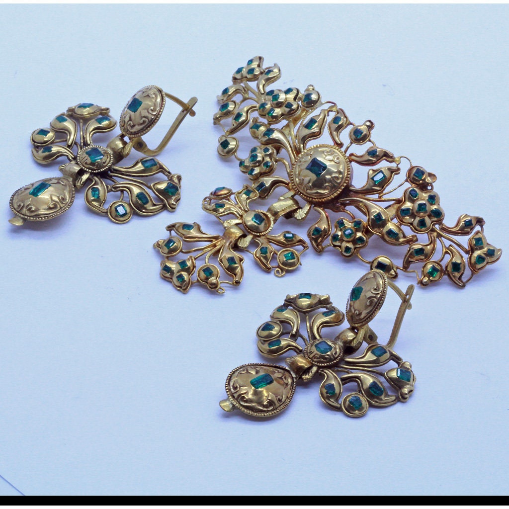 Antique Georgian Earrings Brooch Set Gold Emeralds Detachable Iberian (6997)