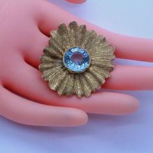 Vintage Retro Brooch 18k Gold Aquamarine Flower Y Arnould (Boivin) Unisex (7017)