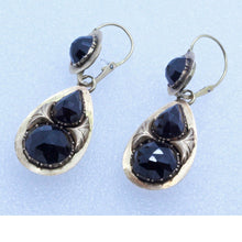 Antique Georgian Earrings Gold Garnets Day Night Dangle Dutch midnight red (7020)