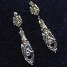 Antique Art Nouveau Earrings 14k Gold long dangling repousse Lily Leaves (7059)