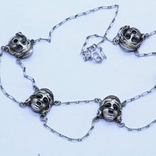 Antique Art Nouveau Necklace swags en esclavage Masks French Gilt Silver (7083)