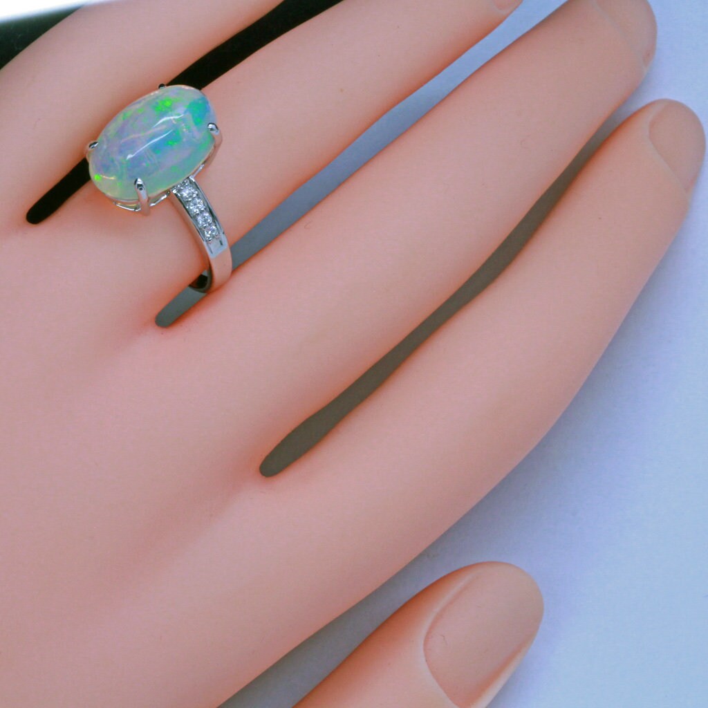 Vintage Ring 18k white gold, large opal and diamonds made in France (7102)