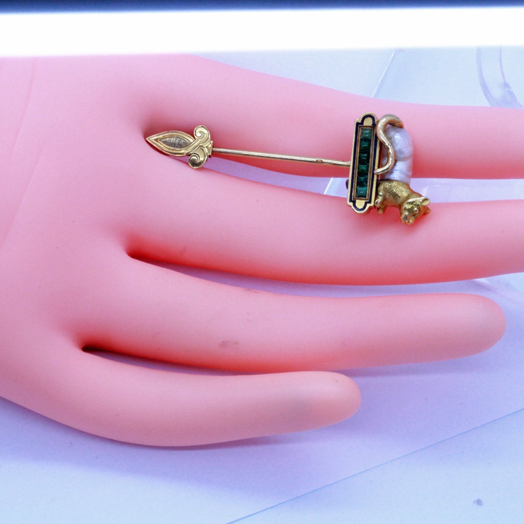 Antique Scarf Pin Brooch 18k Gold Natural Pearl Jade Cat French Unisex (7065)