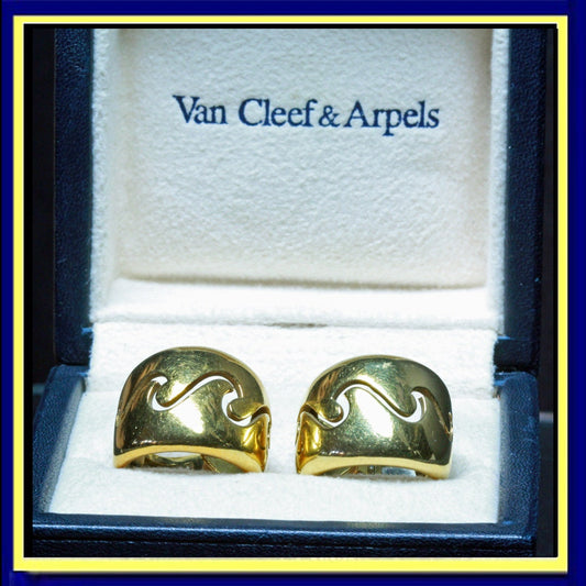 Van Cleef and Arpels Earrings Hoop Ear Clips 18k Gold Vintage French (5884)