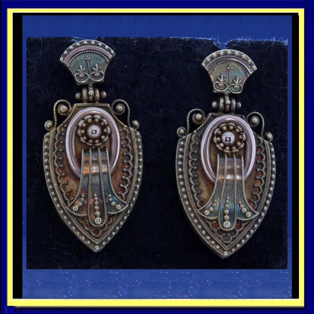 Victorian Etruscan Revival Dangle Earrings Gold Granulation Filigree (6428)