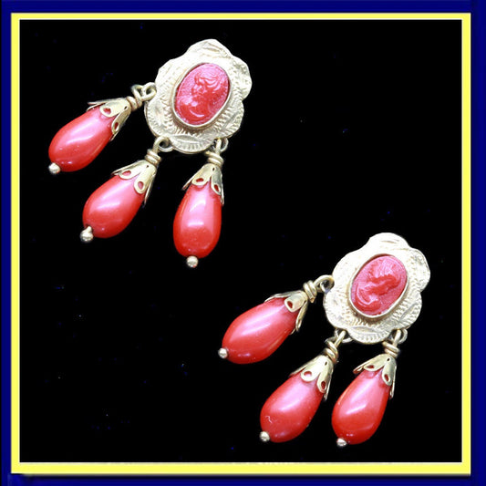 Antique Victorian Earrings 18k Gold Tiny Crl Cameos French Girandole (6547)