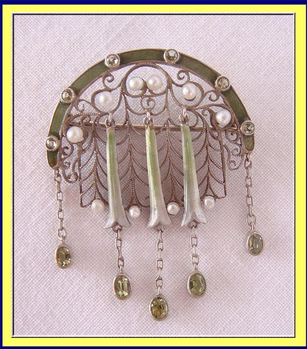 Antique Theodor Fahrner Brooch Pin Enamel Pearl Peridot (4167)