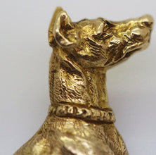 Vintage Doberman Pinscher Dog Brooch Figural Gold Pin Unisex (5912)
