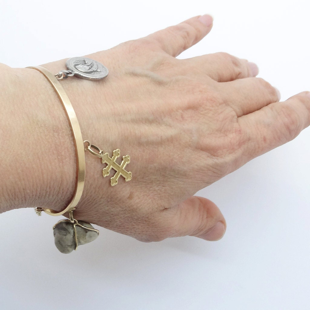 Vintage Bracelet 18k Gold Silver Cross Charms Mother Mary Christian (6006)