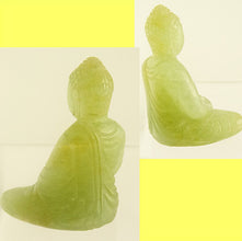 Antique Chinese Carved miniature Jade Sculpture Buddha Qing Dynasty China  (5529)